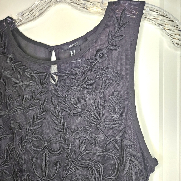 Forever 21 Black Glam Embroidered Sheer Sleeveless Fairy Camisole Top Sz Medium - Picture 2 of 15